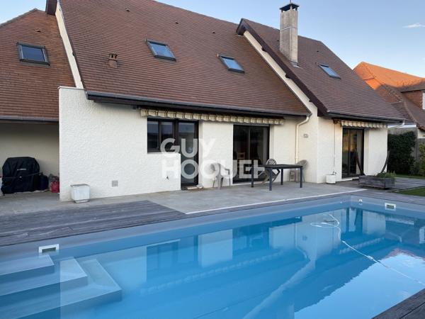 MAISON À VENDRE DE 6 PIÈCES DE 160,00 M²