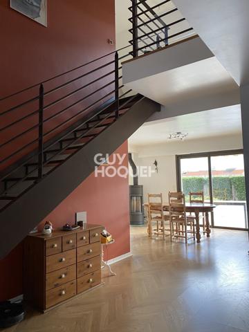 MAISON À VENDRE DE 6 PIÈCES DE 160,00 M²