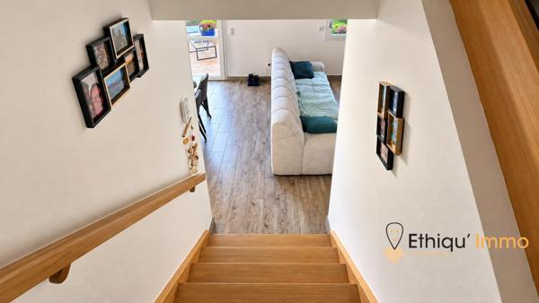 Superbe DUPLEX avec terrasse, jardin, garage
