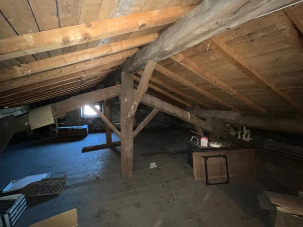 MAISON EPINAL 6 CHAMBRES A RENOVER