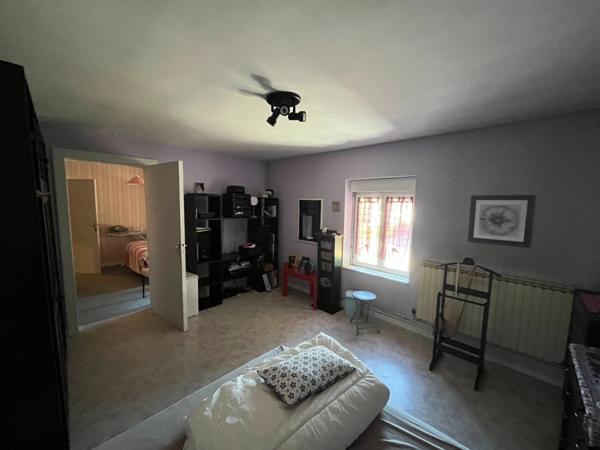 MAISON EPINAL 6 CHAMBRES A RENOVER