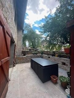 Ancienne forge rénovée avec charme 170 m² à St Germain les Arlay 220 000 €