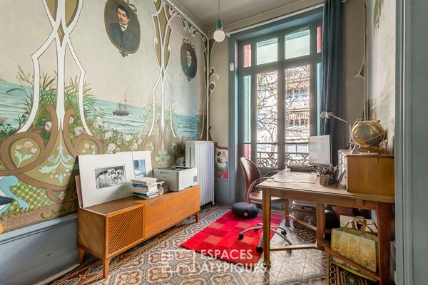 Maison de charme rénovée avec extension et jardin coeur Montchat