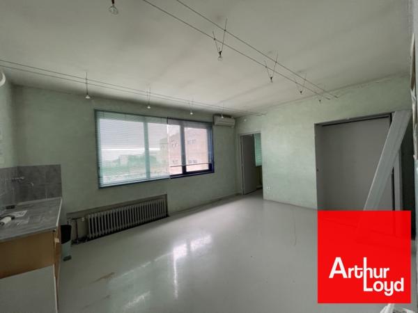 Immeuble à réhabiliter à la vente à Montpellier avec forte visibilité
