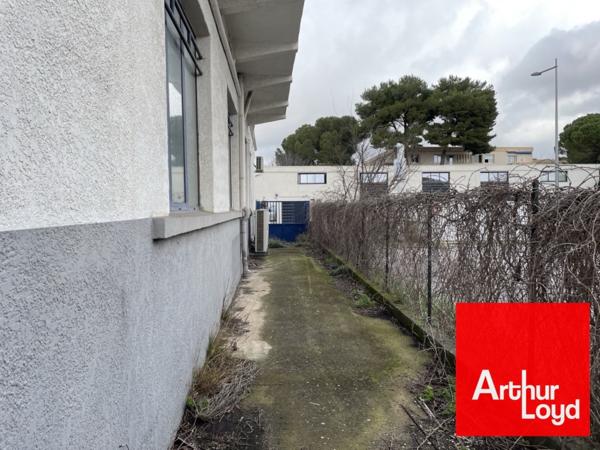 Immeuble à réhabiliter à la vente à Montpellier avec forte visibilité