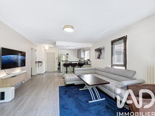 Appartement à vendre 3 pièces 68 m² Le Coudray-Montceaux