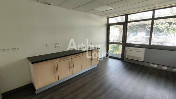Bureaux de 394 m2 à louer à Savoie Technolac