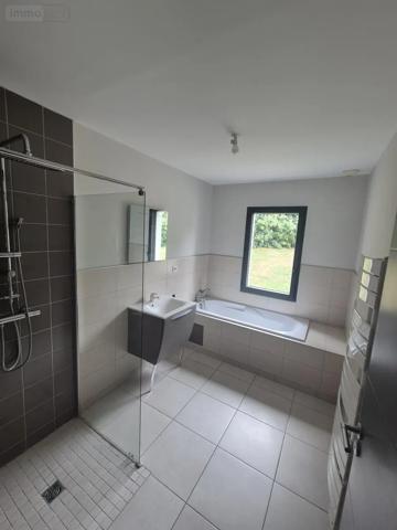 Location - Maison Saint-Fuscien 80680 175 m 2
