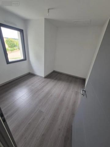 Location - Maison Saint-Fuscien 80680 175 m 2