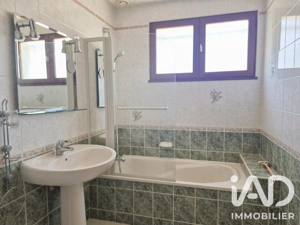 Maison à vendre 6 pièces 116 m² Saint-Rémy-lès-Chevreuse