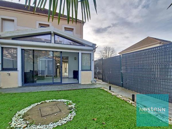 Maison en très bon état général avec 3 chambres et un jardin à Montereau Fault Yonne