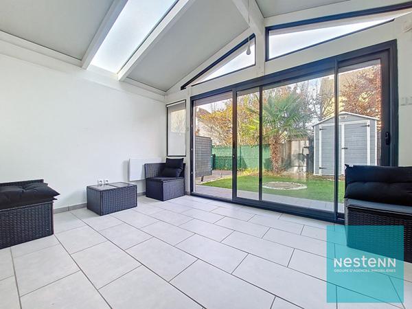 Maison en très bon état général avec 3 chambres et un jardin à Montereau Fault Yonne