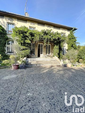Maison à vendre 11 pièces 252 m² Châtenay-Malabry