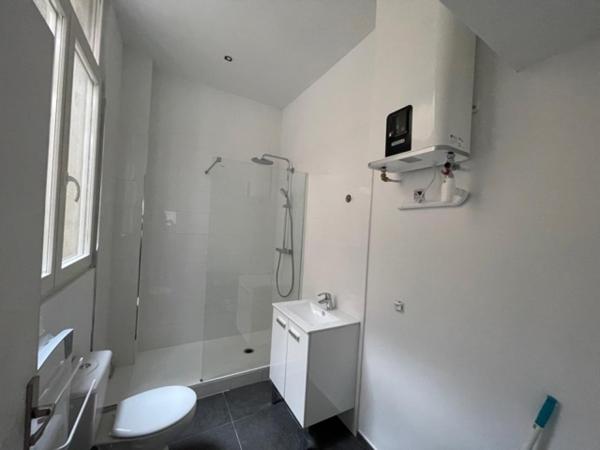 A LOUER : T1 à LILLE • Vieux lille • 750 € CC • Réf. G472