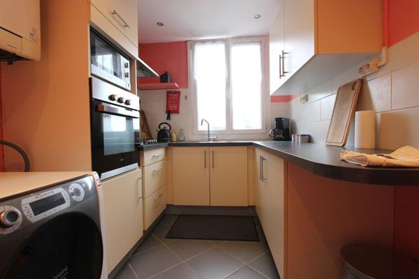 UN APPARTEMENT DE TYPE 3 FONCTIONNEL, AU CENTRE-VILLE DE QUIMPER. - A QUIMPER Quimper CENTRE