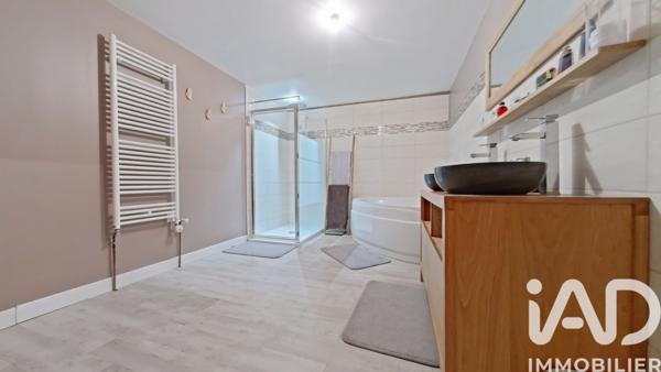 Maison à vendre 6 pièces 186 m² Les Rousses