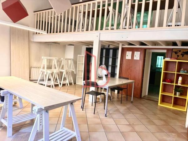 Bureau de 104 m² à vendre à Bordeaux Chartrons