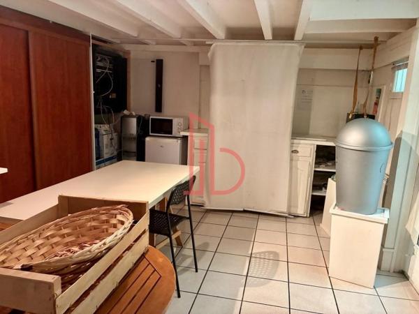 Bureau de 104 m² à vendre à Bordeaux Chartrons
