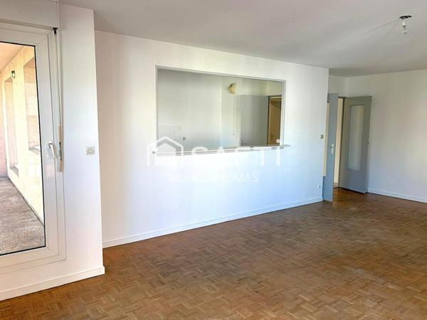 CENTRE VILLE - PARKING - CAVE