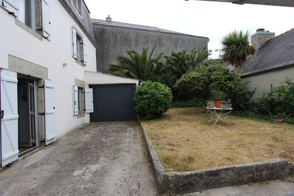 UNE MAISON FAMILIALE À LOUER DANS LE SECTEUR DE BRIZEUX. -