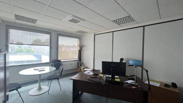 À vendre : Bureaux lumineux de 422 m² en hyper centre d'Orléans avec parkings inclus !