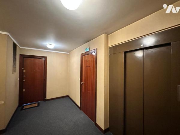 A vendre - 25 rue de la Duée à PARIS 20è - Appartement 3 pièces au 5ème étage - Cave et parking
