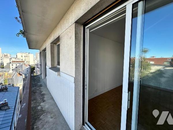 A vendre - 25 rue de la Duée à PARIS 20è - Appartement 3 pièces au 5ème étage - Cave et parking