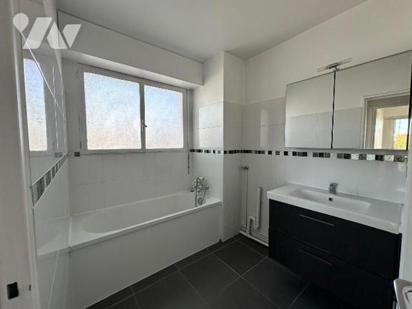 A vendre - 25 rue de la Duée à PARIS 20è - Appartement 3 pièces au 5ème étage - Cave et parking
