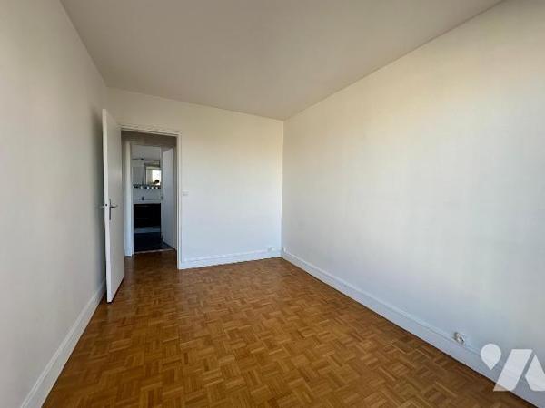 A vendre - 25 rue de la Duée à PARIS 20è - Appartement 3 pièces au 5ème étage - Cave et parking