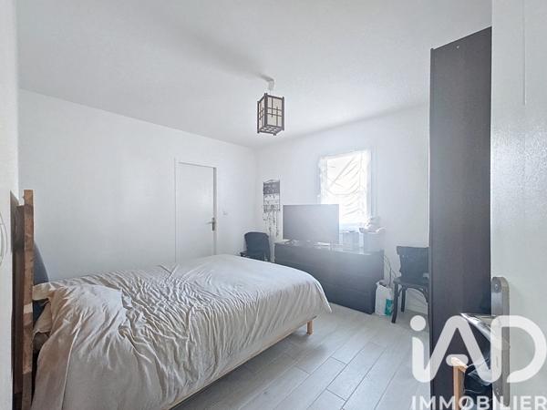 Maison à vendre 5 pièces 150 m² Saint-Étienne-de-Chigny