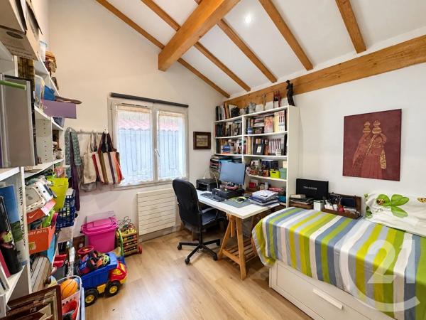 Maison à vendre  5 pièces - 119 m 2   URRUGNE  - 64