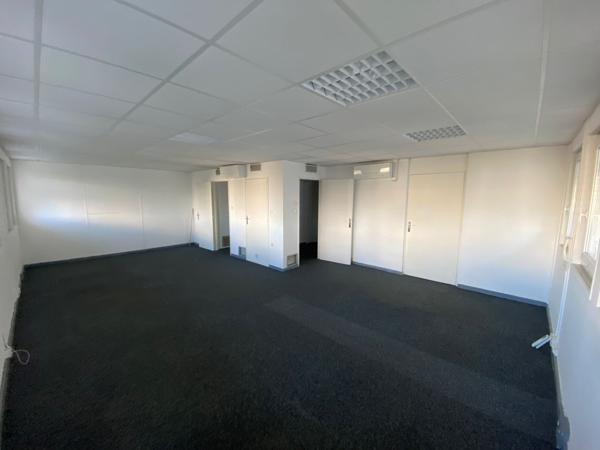 Bureaux PMR lumineux à louer - Bonneveine - 13008 Marseille