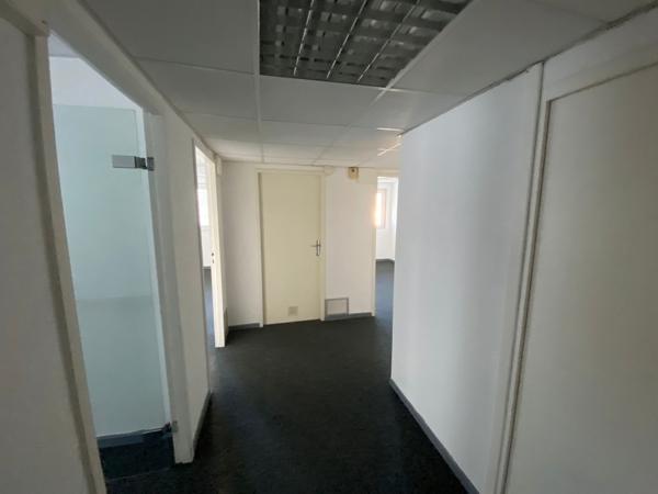 Bureaux PMR lumineux à louer - Bonneveine - 13008 Marseille