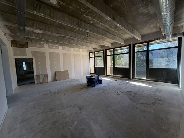 Immeuble de bureaux à louer d'environ 1 778m2 divisibles - ORLEANS GARE