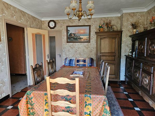 CHARMANT PAVILLON FAMILIAL EN PLEIN CENTRE VILLE- AU CALME DANS UNE IMPASSE