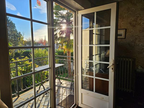 CHARMANT PAVILLON FAMILIAL EN PLEIN CENTRE VILLE- AU CALME DANS UNE IMPASSE