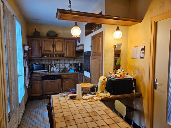 CHARMANT PAVILLON FAMILIAL EN PLEIN CENTRE VILLE- AU CALME DANS UNE IMPASSE