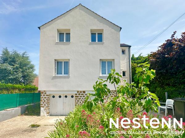 A SAINT MICHEL SUR ORGE ! 10 Minutes à Pied de la GARE RER C, Le charme de l'ancien, avec une rénovation au goût du jour et un Agrandissement de 2021 !