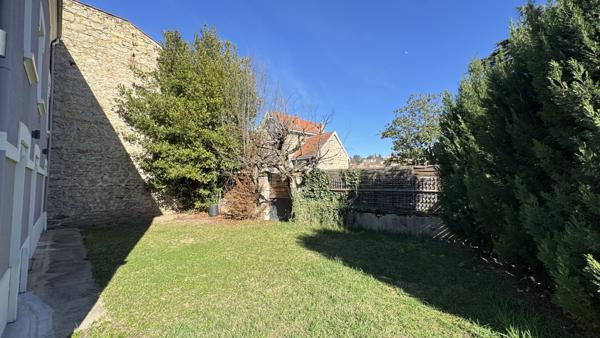 Saint-Just-Saint-Rambert (42170) Magnifique rez de jardin de 92m2