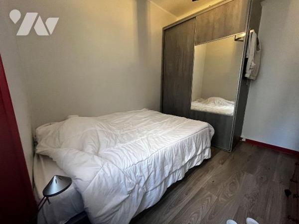 INTRA-MUROS - Situé dans une copropriété sécurisée, agréable appartement T2 de 31,98 m² habitab...