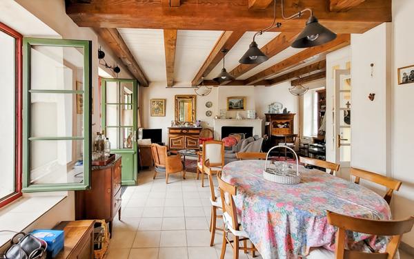 Maison à vendre    5 pièces •  Le Bois-Plage-en-Ré