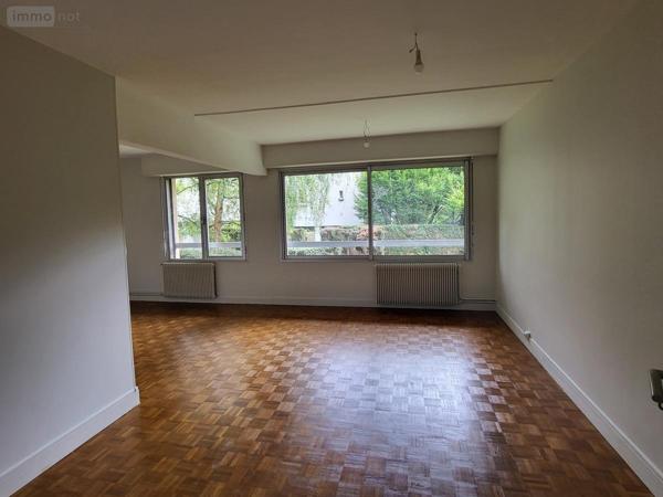 Fonds et/ou murs commerciaux à vendre à Reims dans la Marne (51100), ref : 51048-740   
Saint Remi