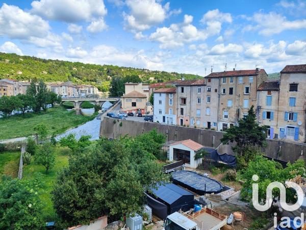 Appartement 4 pièces de 115 m² à Bédarieux (34600)