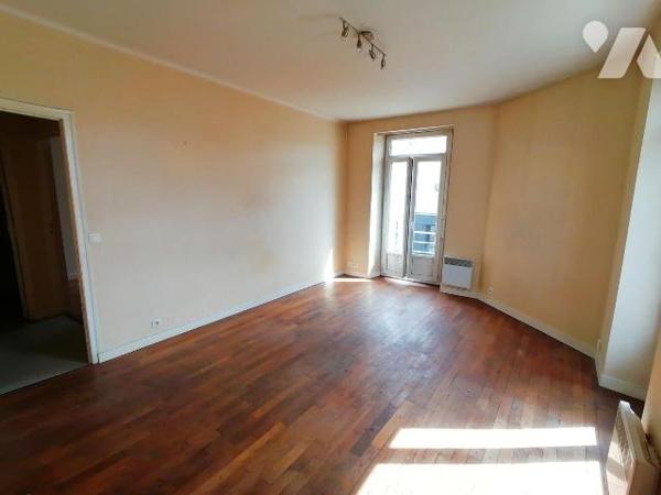 NOUVEAUTÉ et SEULEMENT chez TRENTE CINQ NOTAIRES !

Appartement T2 en coeur de ville - Exposi...