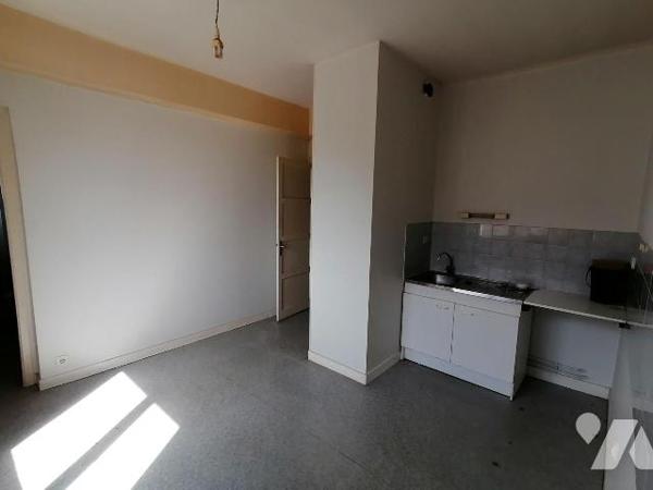 NOUVEAUTÉ et SEULEMENT chez TRENTE CINQ NOTAIRES !

Appartement T2 en coeur de ville - Exposi...