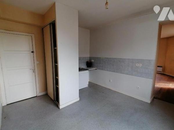 NOUVEAUTÉ et SEULEMENT chez TRENTE CINQ NOTAIRES !

Appartement T2 en coeur de ville - Exposi...