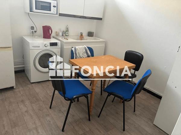 Location Local commercial 1 pièce 20.5 m² - 56 RUE DE LA CONVENTION Vienne 38200