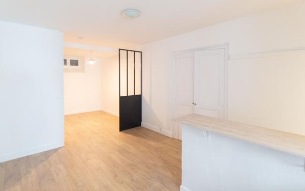 Appartement à louer    1 pièce • 26,24 m2 Pau