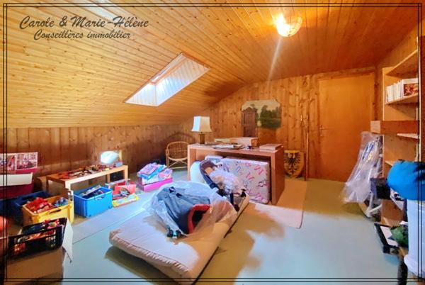 Maison 250 m² – 8 chambres – Piscine – Hangar 100 m² – Terrain 4 263 m² – Estillac