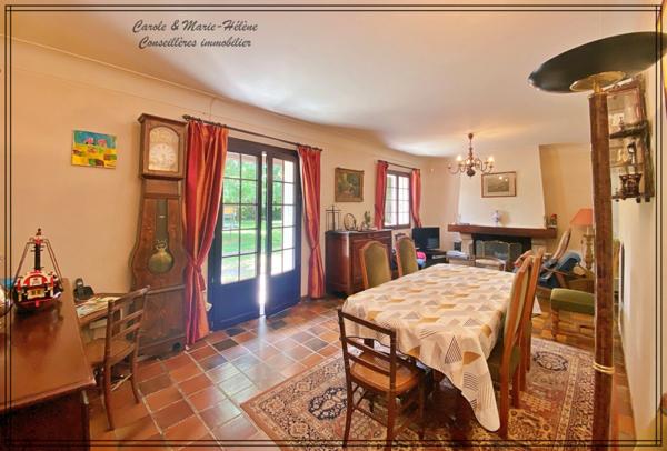 Maison 250 m² – 8 chambres – Piscine – Hangar 100 m² – Terrain 4 263 m² – Estillac